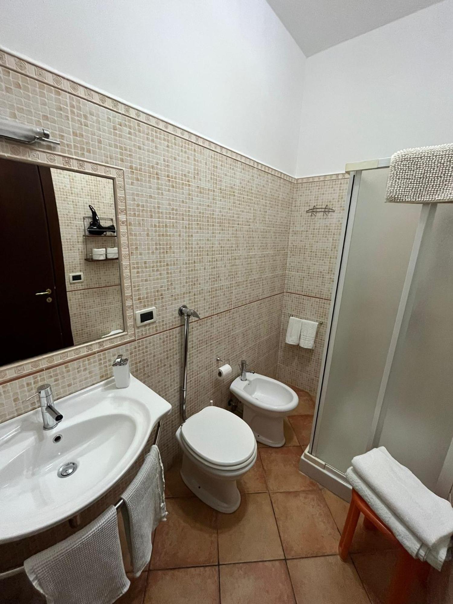 Dormo Da Lia Borgo San Nicola Hotel Mandra Capreria Bagian luar foto
